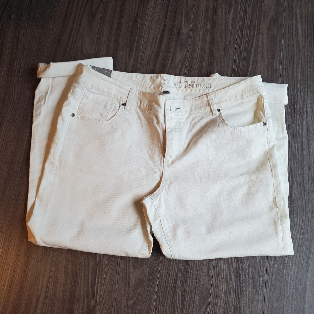 NWT NY&Co Slim Slouch Jeans